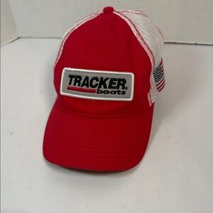 Tracker boats men and women, marine, boats, fishing Red and White Men's Cap